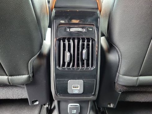 Used 2024 Jeep Compass Limited image 14