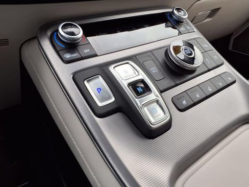 Used 2024 Hyundai Palisade Calligraphy FWD image 18
