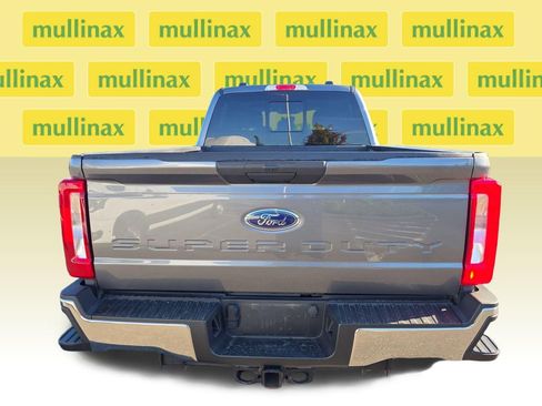 Used 2024 Ford F250 XLT AWD/4WD image 30