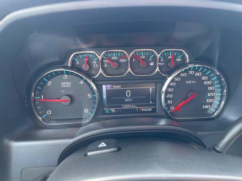 Used 2015 Chevrolet Silverado 1500 LT w/ LT Convenience Package AWD/4WD image 41