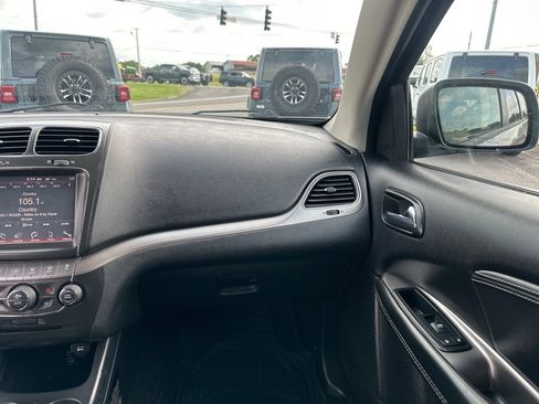 Used 2018 Dodge Journey Crossroad image 26