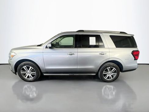 Used 2022 Ford Expedition Limited AWD/4WD image 5