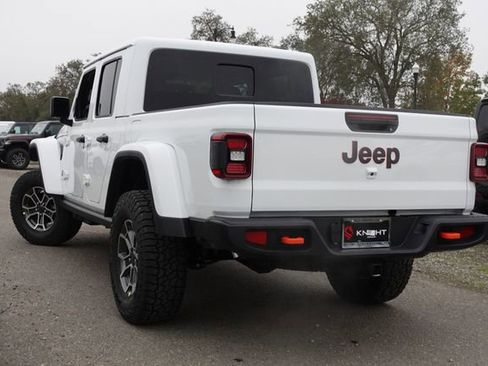 New 2026 Jeep Gladiator Mojave image 12