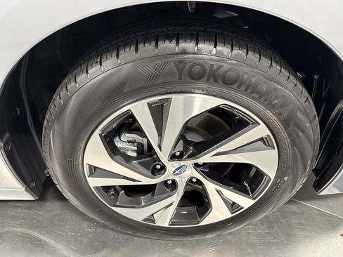 Used 2024 Subaru Legacy Premium AWD/4WD image 15
