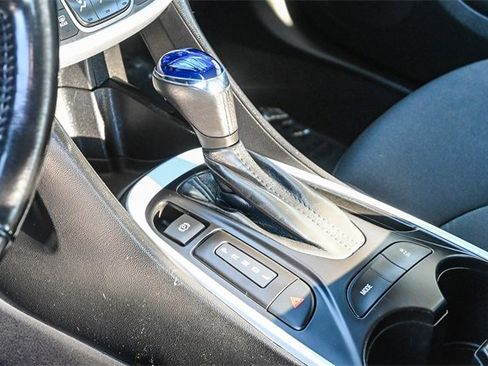 Used 2019 Chevrolet Volt LT w/ Comfort Package image 24