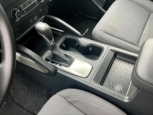 Used 2023 Nissan Frontier SV image 13