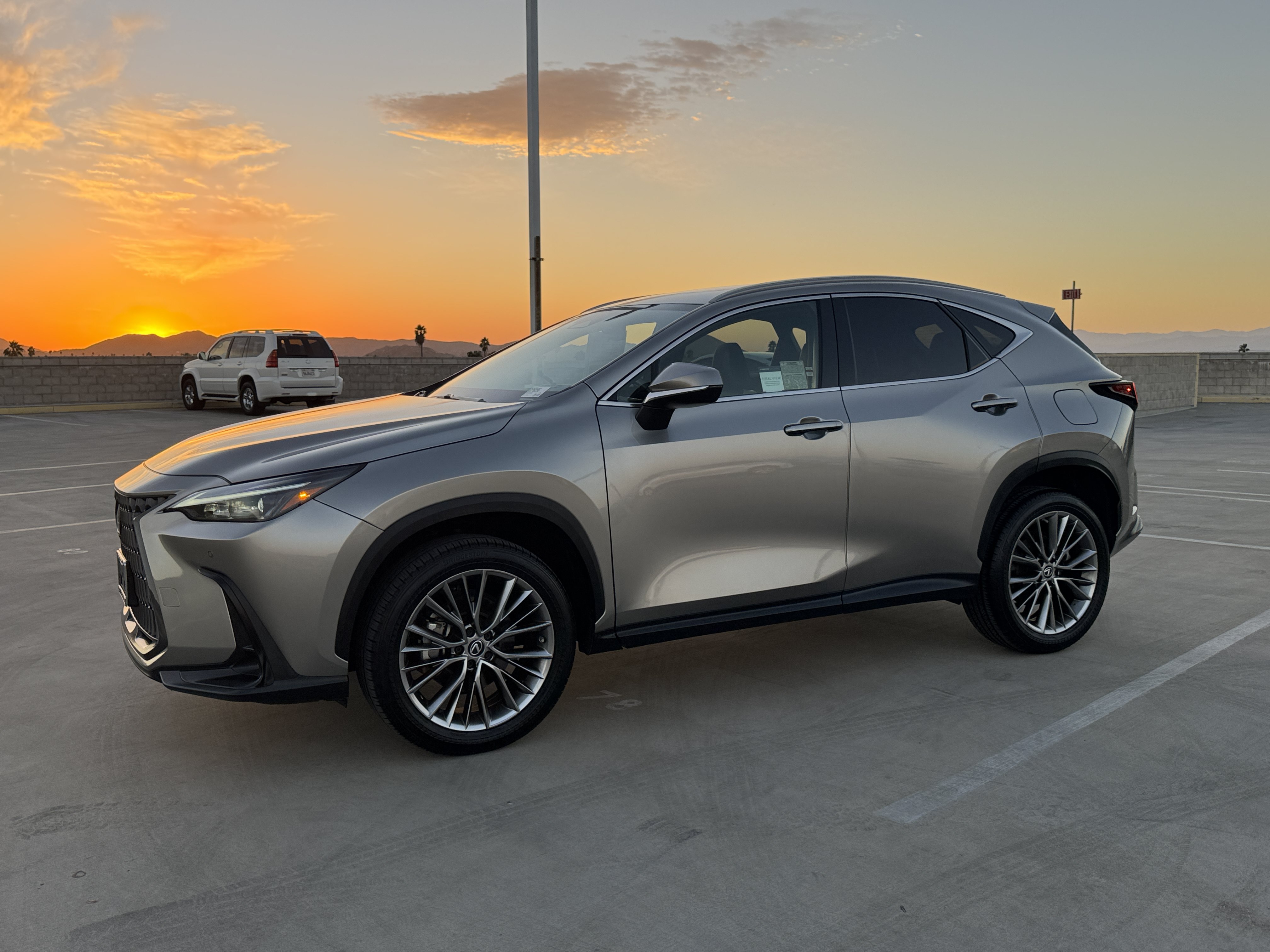 Certified 2022 Lexus NX 350h AWD image 5
