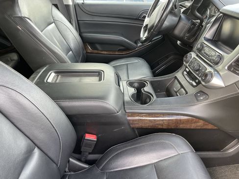 Used 2018 Chevrolet Tahoe LT w/ Luxury Package AWD/4WD image 6