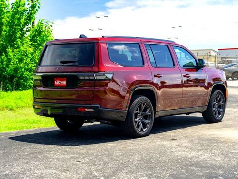 New 2026 Jeep Grand Wagoneer Limited w/ Premium Group II AWD/4WD image 7