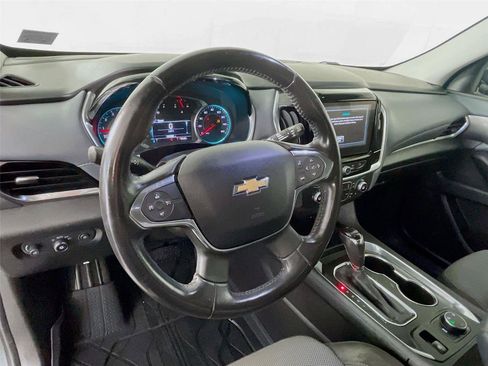 Used 2019 Chevrolet Traverse LT w/ LPO, Floor Liner Package AWD/4WD image 13