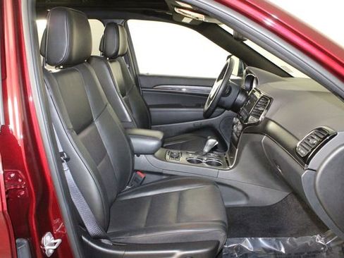Used 2021 Jeep Grand Cherokee High Altitude AWD/4WD image 17