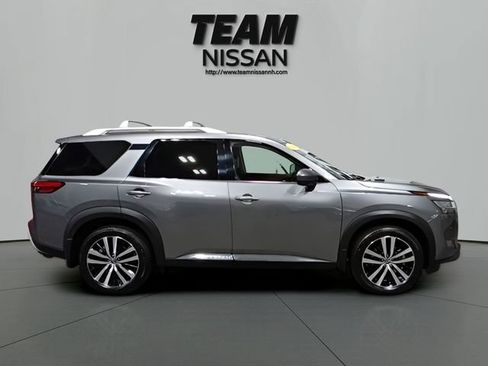 Certified 2023 Nissan Pathfinder Platinum AWD/4WD image 7