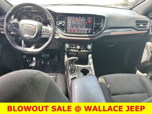 Used 2025 Dodge Durango GT RWD image 16