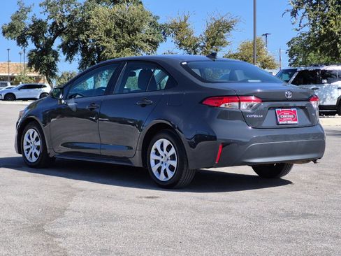 Certified 2025 Toyota Corolla LE FWD image 3
