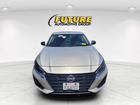 Certified 2024 Nissan Altima 2.5 SV FWD image 2