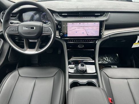 New 2026 Jeep Grand Cherokee L Limited AWD/4WD image 13