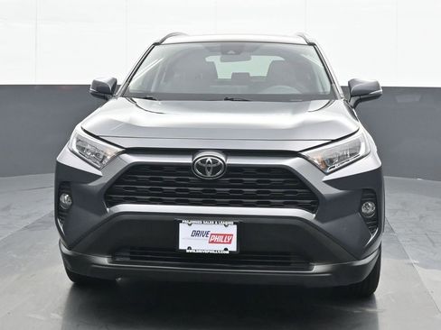 Used 2020 Toyota RAV4 XLE image 1
