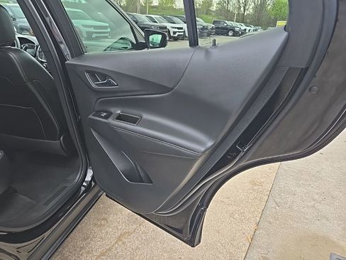Used 2023 Chevrolet Equinox Premier FWD image 79