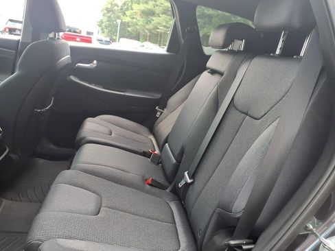 Used 2020 Hyundai Santa Fe SE AWD/4WD image 15