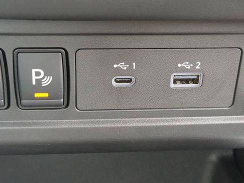 Certified 2024 Nissan Frontier SL w/ Technology Package RWD image 22