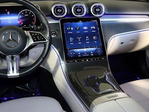 Used 2022 Mercedes-Benz C 300 C 300 w/ Exclusive Trim Package image 16