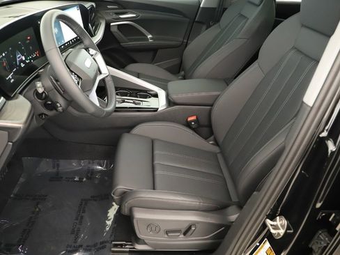 New 2025 Audi Q5 2.0T Premium Plus image 23