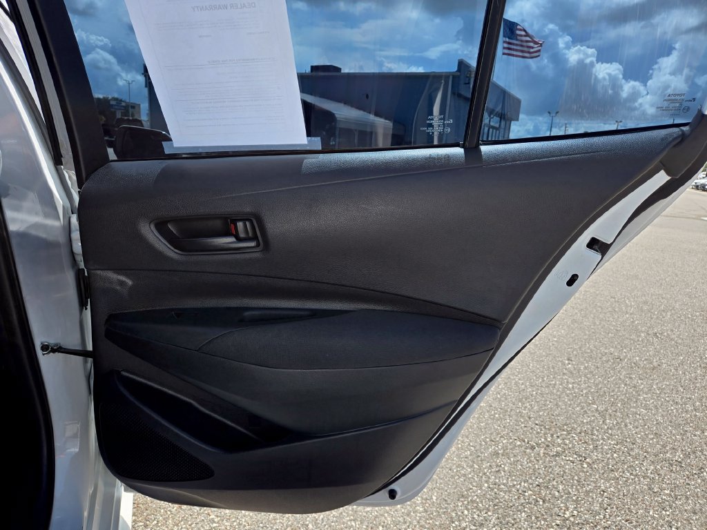 Used 2023 Toyota Corolla LE FWD image 41