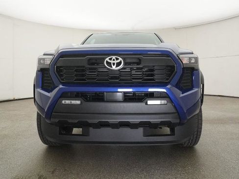 New 2025 Toyota Tacoma TRD Off-Road AWD/4WD image 30