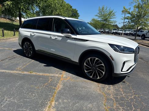 New 2026 Lincoln Aviator Reserve w/ Luxury Package AWD/4WD image 1
