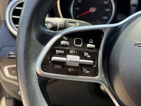 Used 2022 Mercedes-Benz GLC 300 image 16