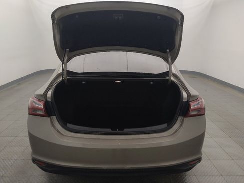 Used 2022 Chevrolet Malibu LT FWD image 29