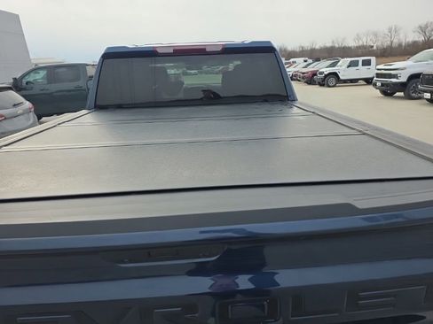 Used 2022 Chevrolet Silverado 1500 Custom Trail Boss w/ LPO, Dark Essentials Package image 50