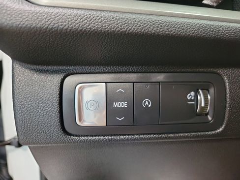 Used 2024 Chevrolet Traverse LT image 73