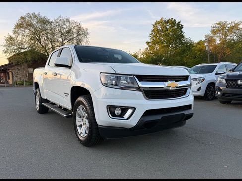 Used 2017 Chevrolet Colorado LT w/ LT Convenience Package image 1