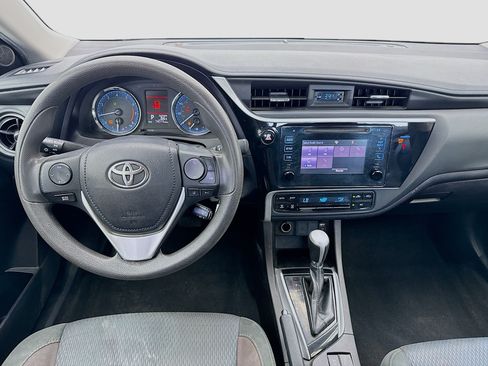 Used 2019 Toyota Corolla LE w/ Carpet Mat Package (TMS) FWD image 13