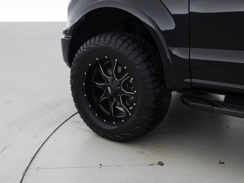 Used 2018 Ford F150 XLT w/ Equipment Group 302A Luxury image 18