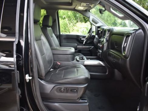 Used 2020 Chevrolet Silverado 2500 LTZ w/ LTZ Premium Package AWD/4WD image 18