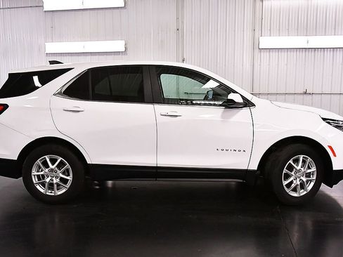 Used 2023 Chevrolet Equinox LT image 8