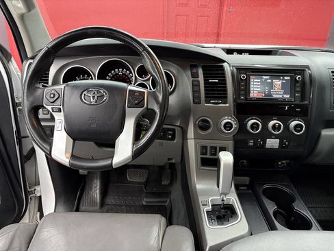 Used 2017 Toyota Sequoia Limited image 15