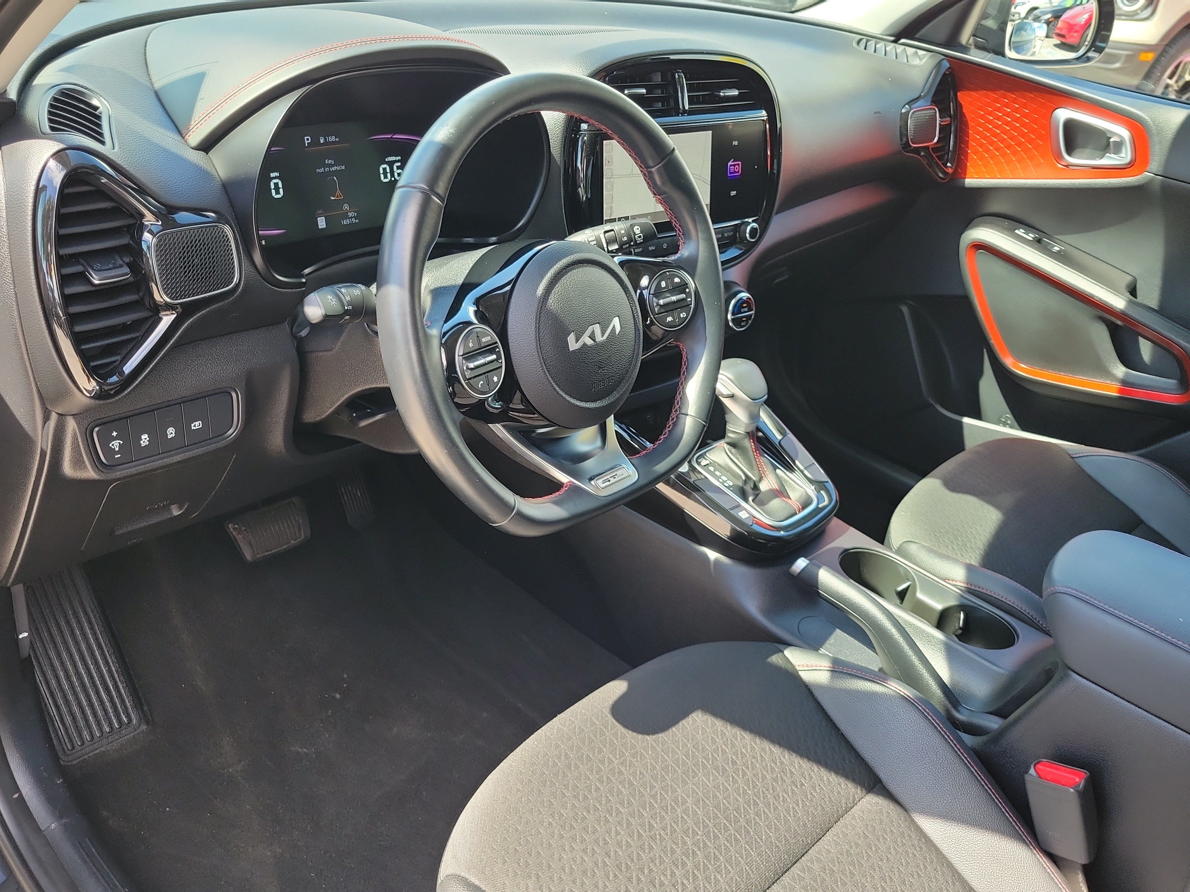 Used 2023 Kia Soul GT-Line FWD image 21