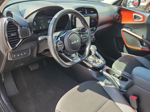 Used 2023 Kia Soul GT-Line FWD image 21
