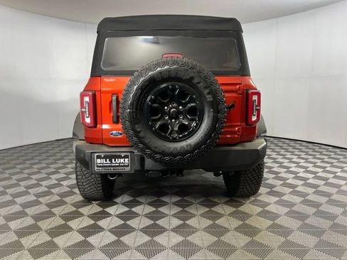 Used 2024 Ford Bronco Wildtrak image 9