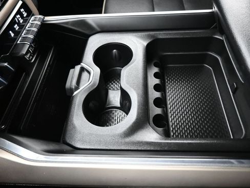 Used 2022 RAM 1500 Laramie image 32