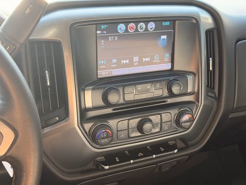 Used 2018 Chevrolet Silverado 1500 LT w/ All Star Edition AWD/4WD image 23