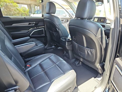 Used 2020 Kia Telluride EX w/ EX Premium Package FWD image 14