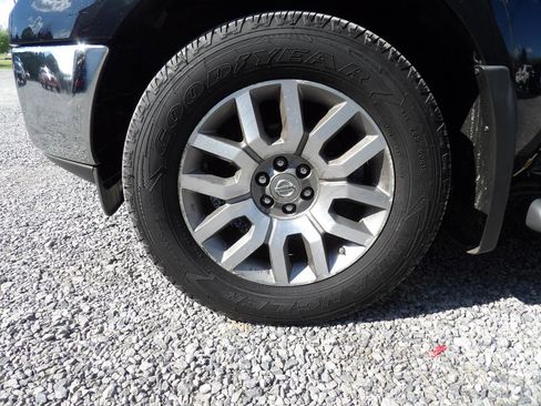 Used 2012 Nissan Frontier SL AWD/4WD image 21