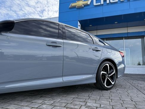 Used 2022 Honda Accord Sport image 3