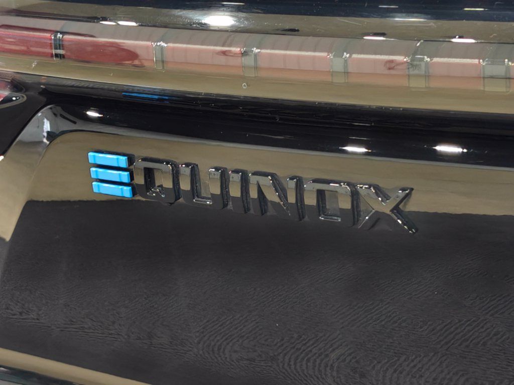 Used 2024 Chevrolet Equinox EV RS FWD image 61