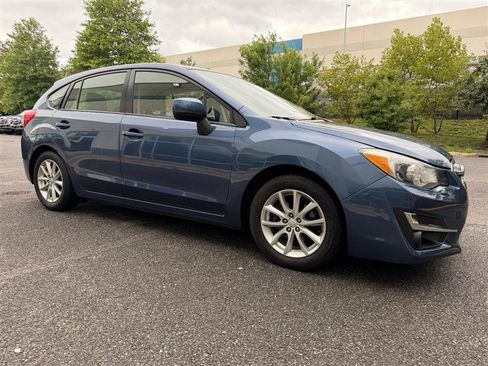 Used 2013 Subaru Impreza 2.0i Premium w/ All-Weather Pkg AWD/4WD image 21