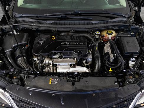 Used 2017 Chevrolet Cruze LT w/ Convenience Package image 46